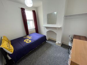 Photo 16- click for photo gallery